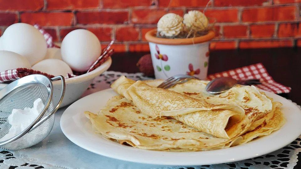 Fluffy Low-Carb Keto French Crepes 5