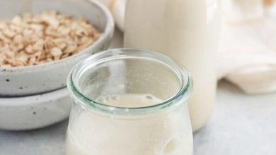 HOW TO MAKE OAT MILK