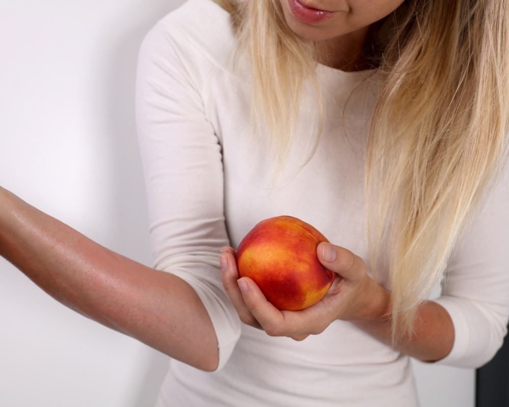 12 Surprising Health Benefits And Uses Of Peaches 13