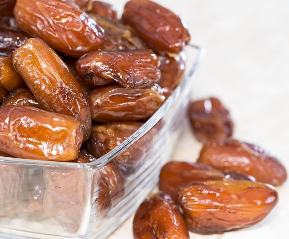 10 Amazing Health Benefits of Dates That You Should Know! Easy Recipe