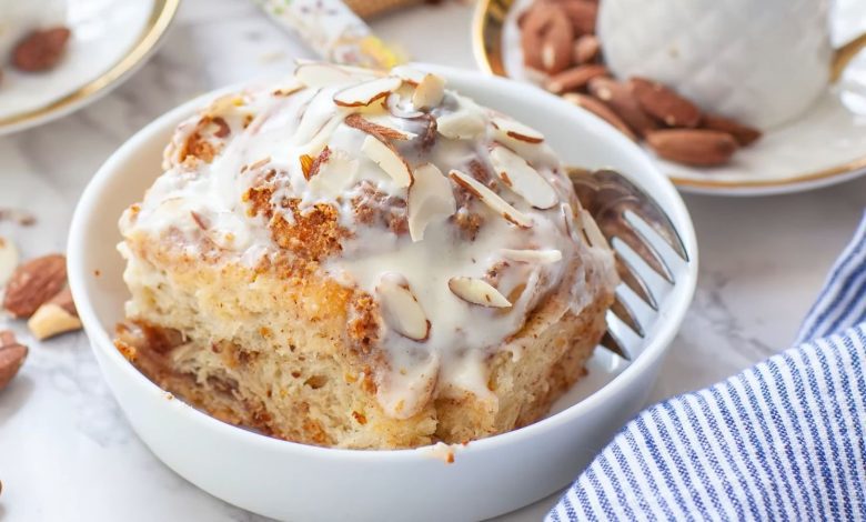 Delicious Almond Sweet Rolls With Cream Cheese Icing 2