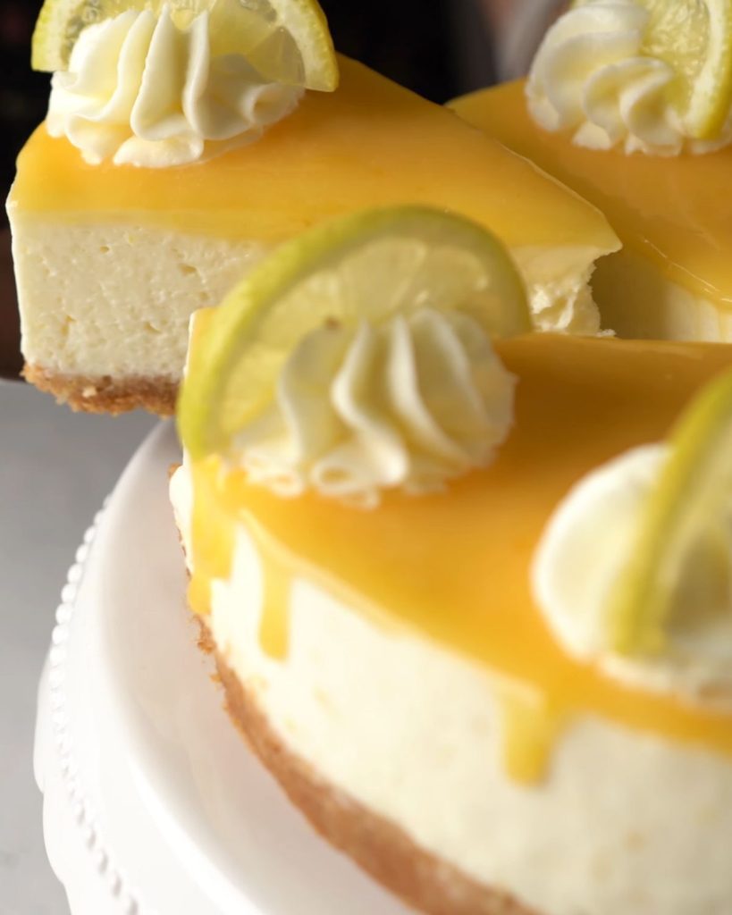 No-Bake Lemon Cheesecake With Lemon Curd Topping 1