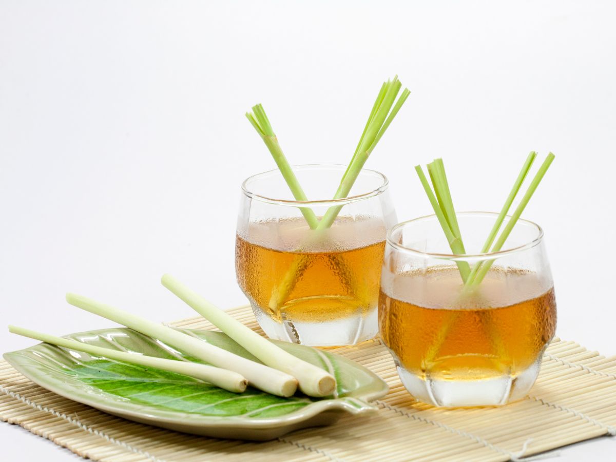 Benefits of Lemongrass Tea